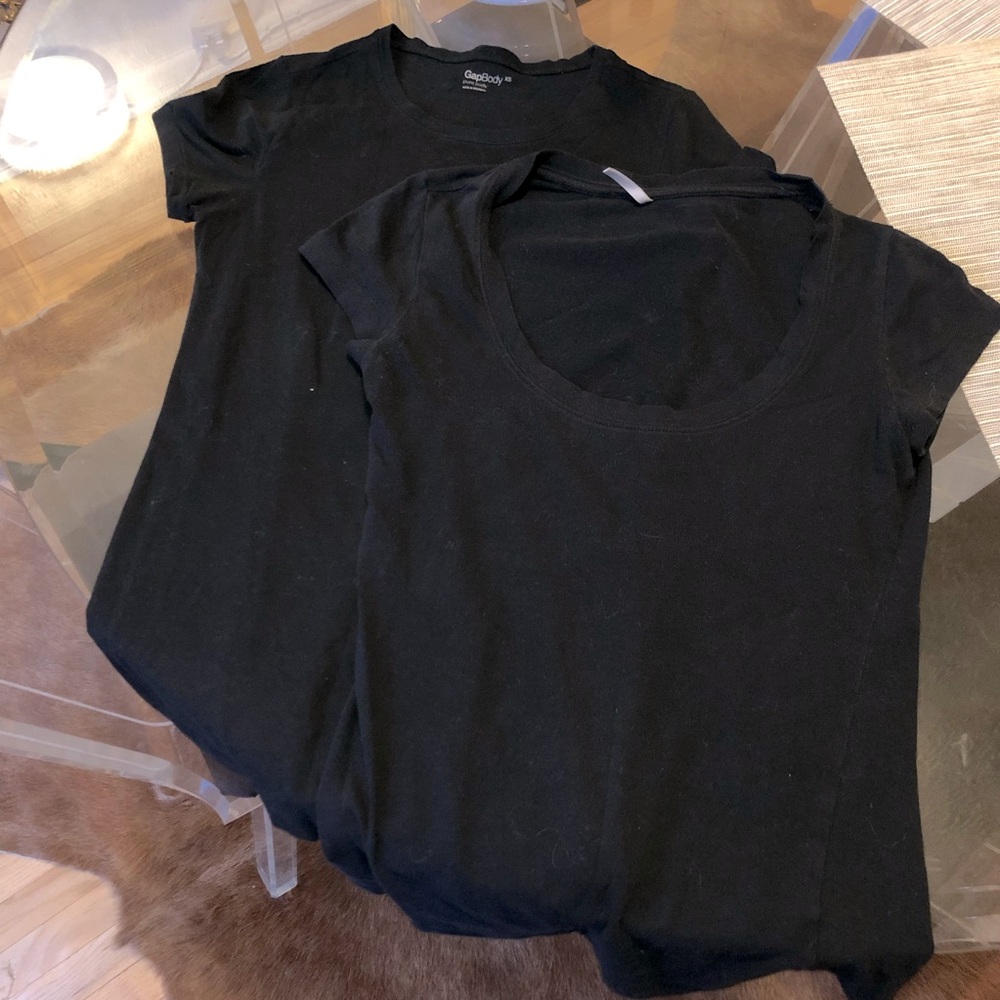 Bundle of Gap body and tresics black shirts size small